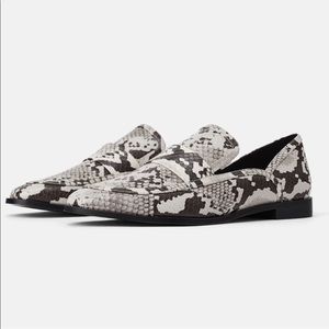 Zara animal print snakeskin loafers black grey 6